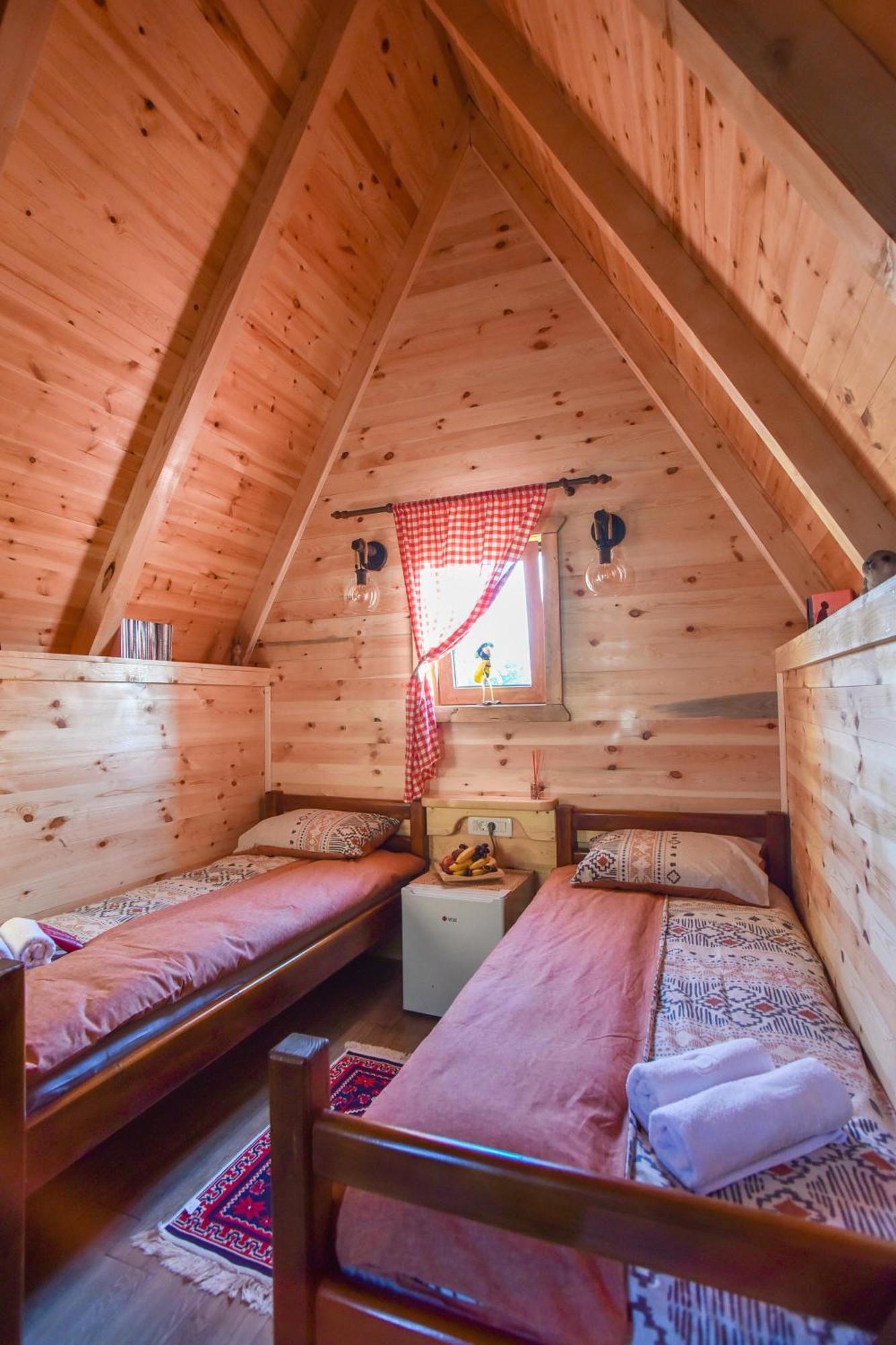 Cottages Big Bear Žabljak エクステリア 写真