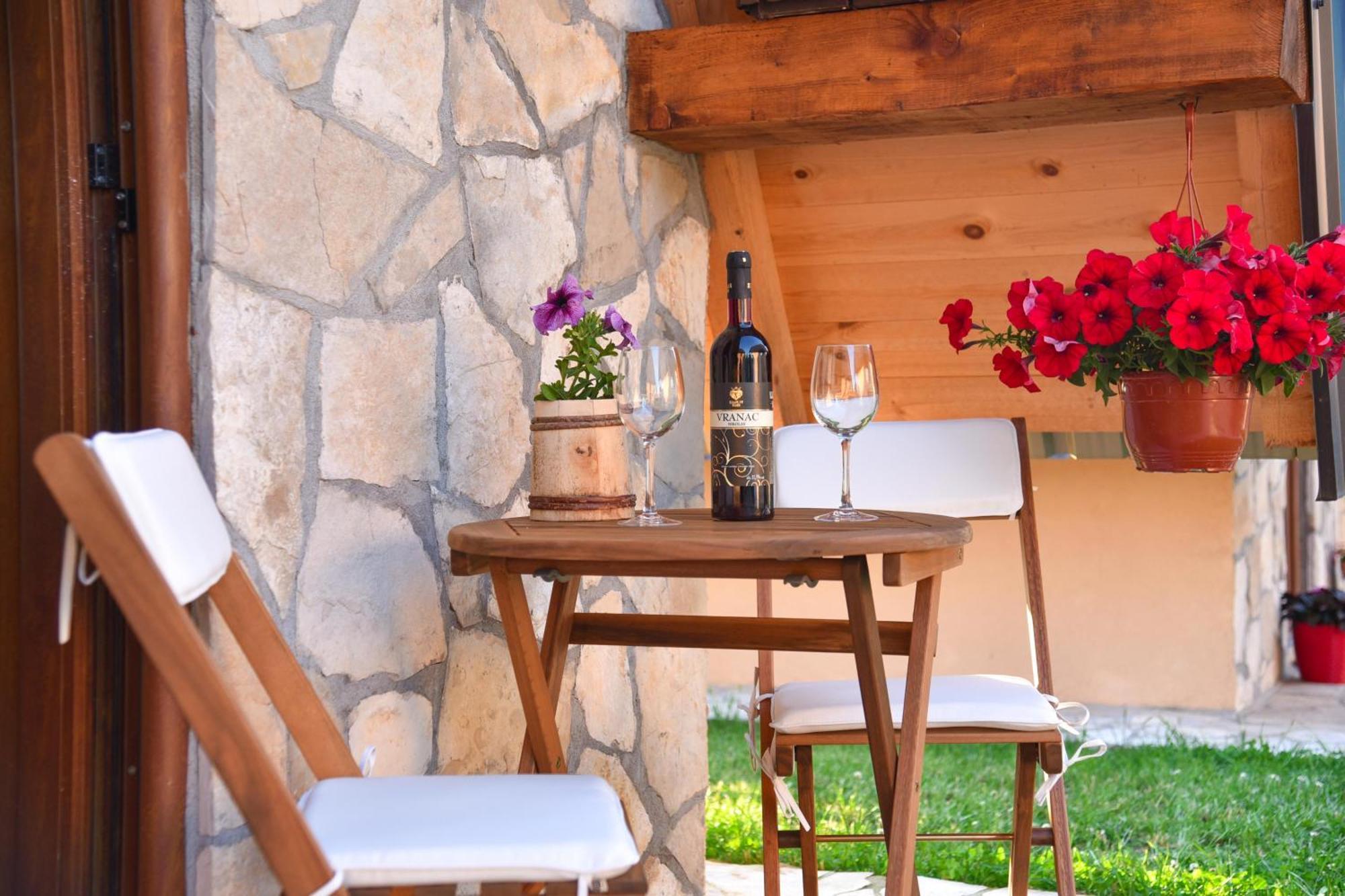 Cottages Big Bear Žabljak エクステリア 写真