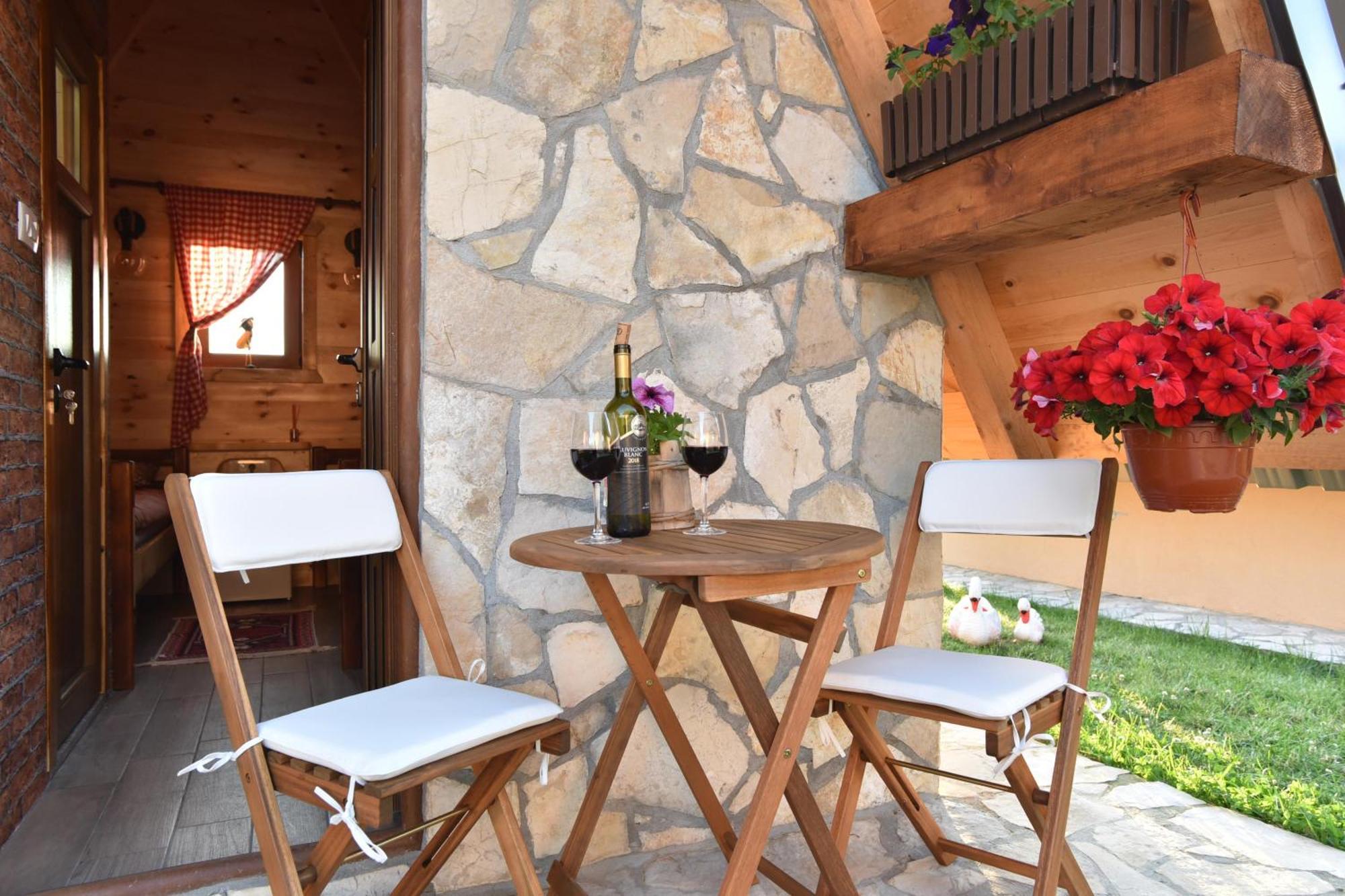 Cottages Big Bear Žabljak エクステリア 写真