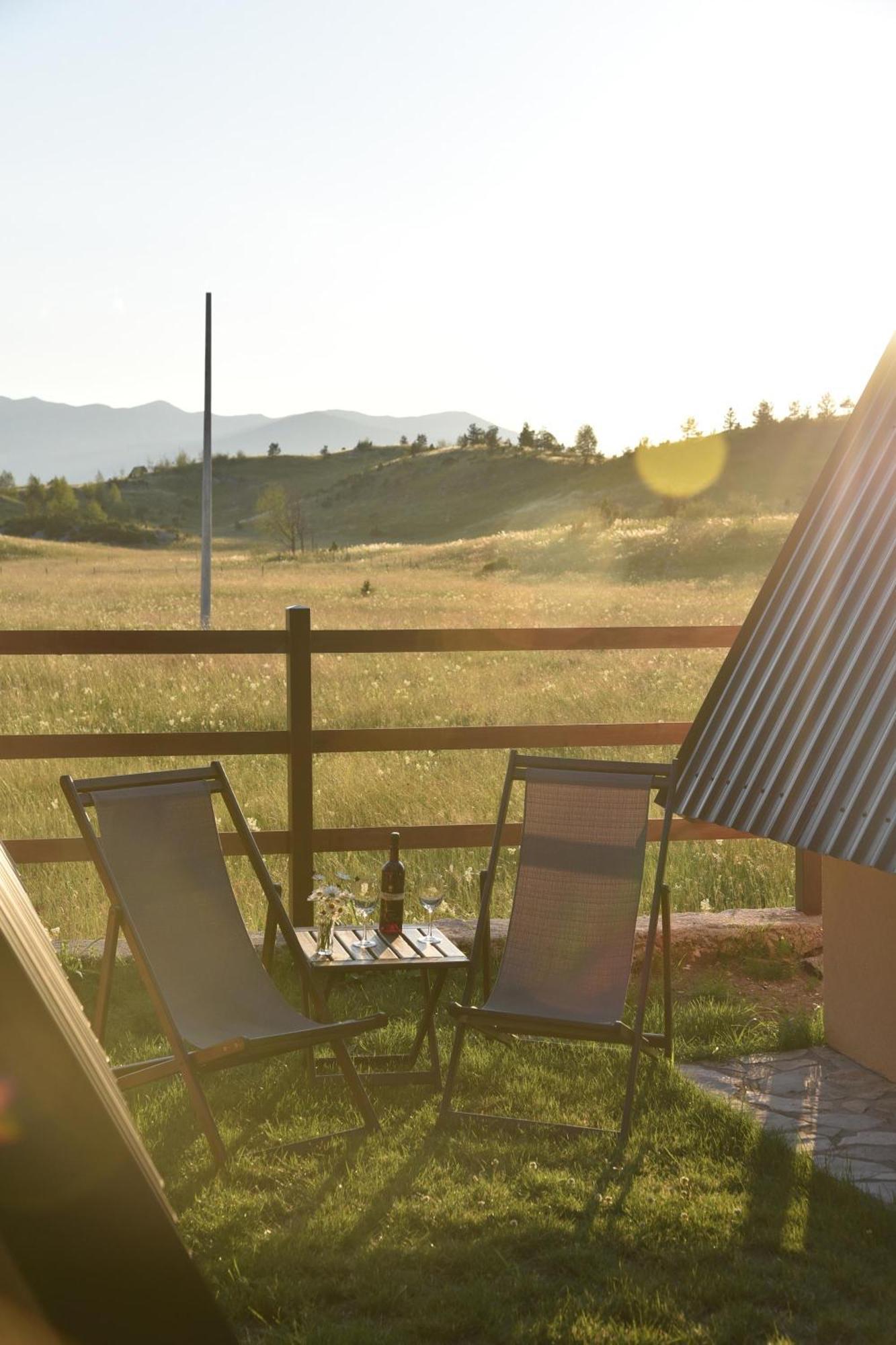 Cottages Big Bear Žabljak エクステリア 写真